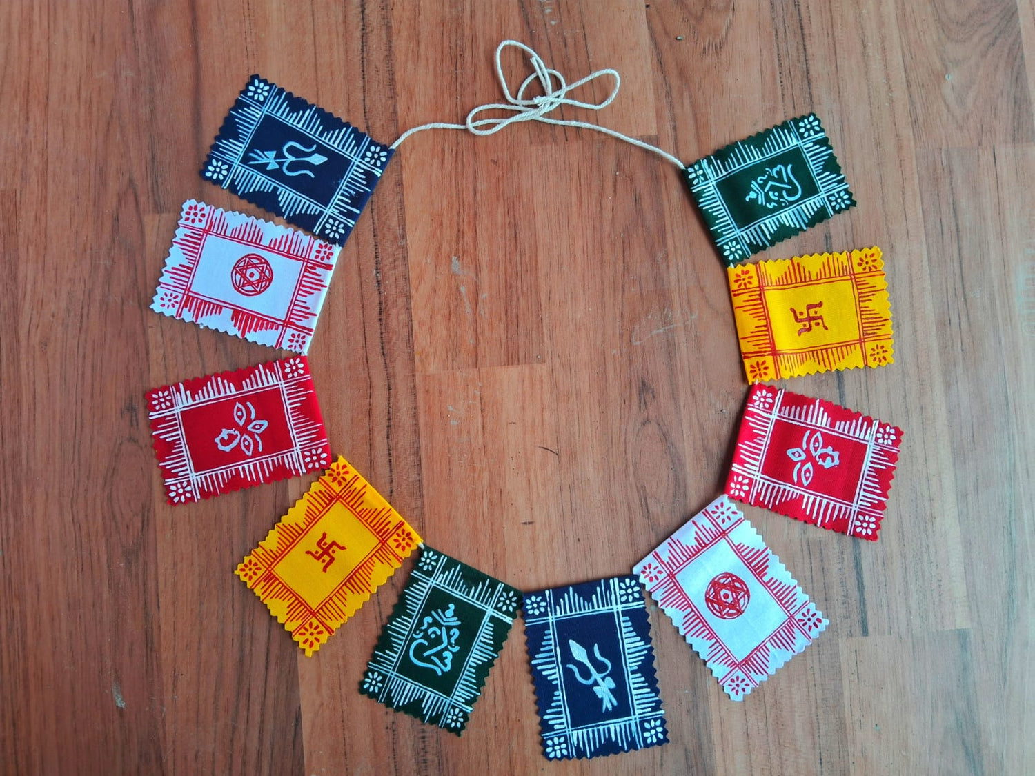 Himalayan Aipan Toran