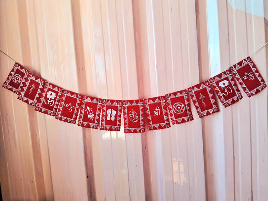 Virasat : Classic Red Aipan Toran || size L (105cm)
